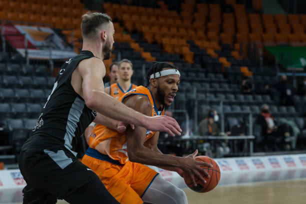 新疆队若想 新疆队若想