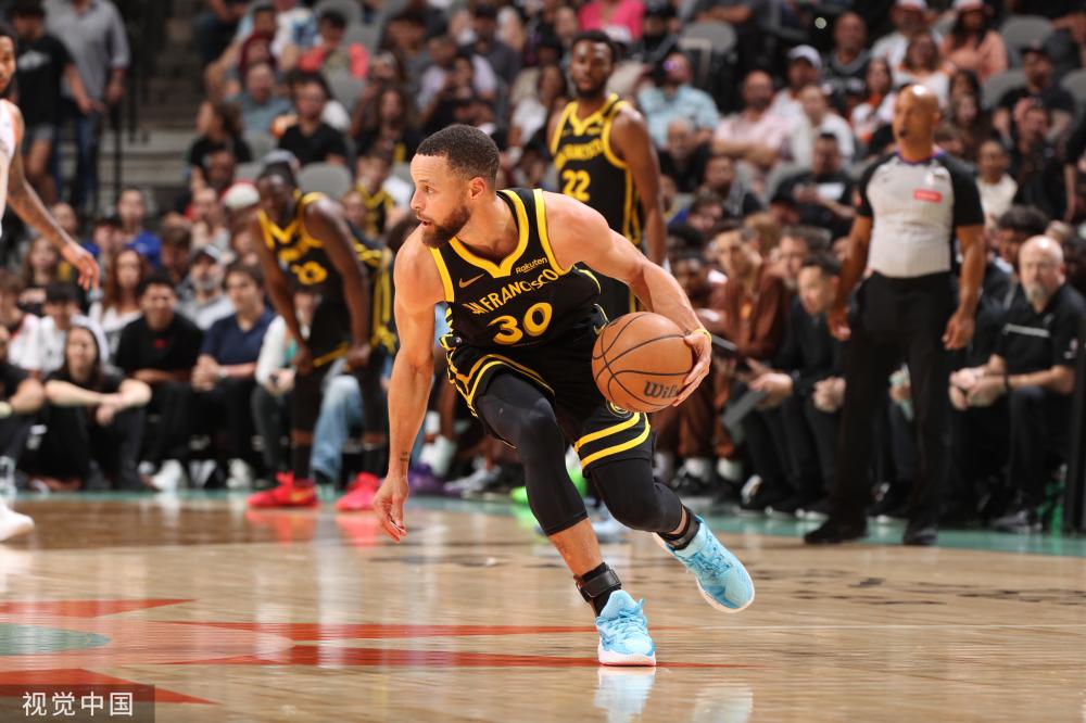 了强有力的 了强有力的