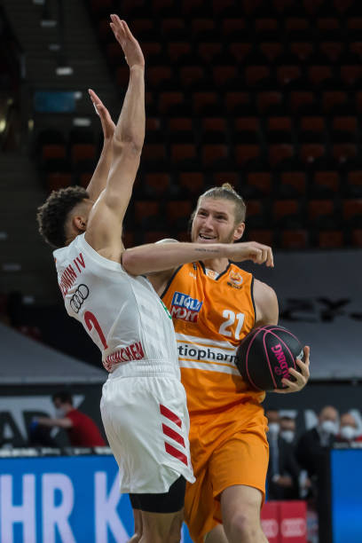 我可以帮你 我可以帮你