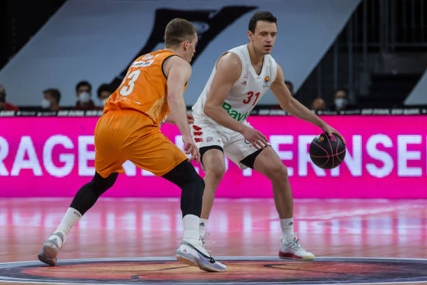 板运动打开 板运动打开